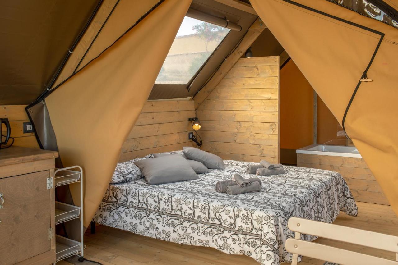利帕贝拉 Glamping Debbiare酒店 外观 照片