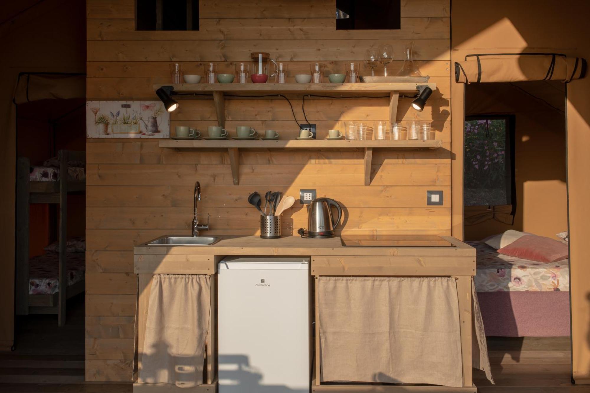 利帕贝拉 Glamping Debbiare酒店 外观 照片